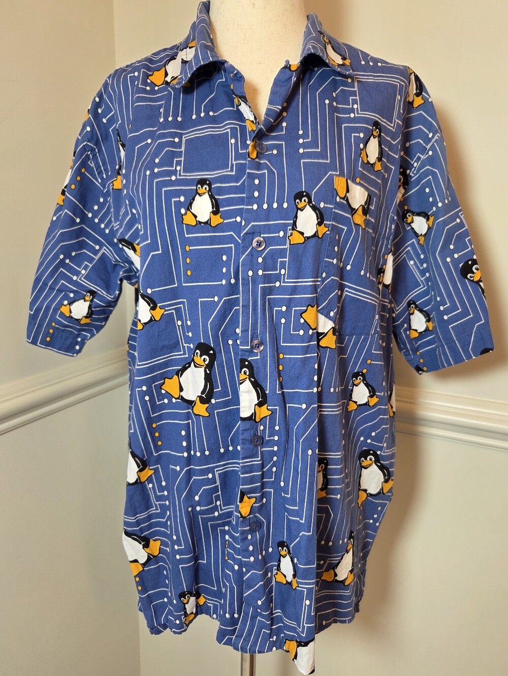 Vintage Linux Tux Penguin Shirt L Y2K Computer Gear Circuit Board AOP Tech